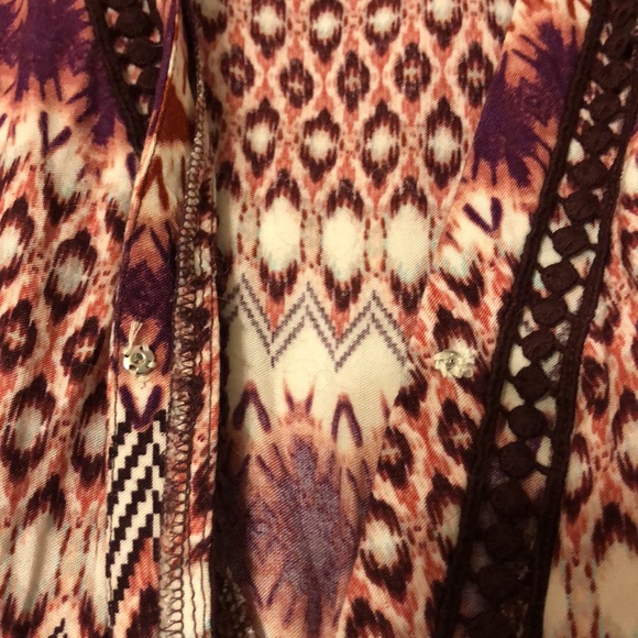 Romper - Picture 2 of 4